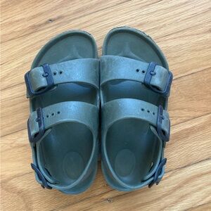 Kids Birkenstock Milano Sandals - size 26